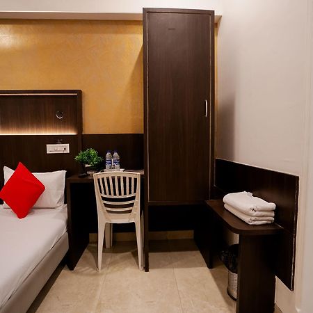 Hotel Grand Seasons- Нави Мумбаи Экстерьер фото